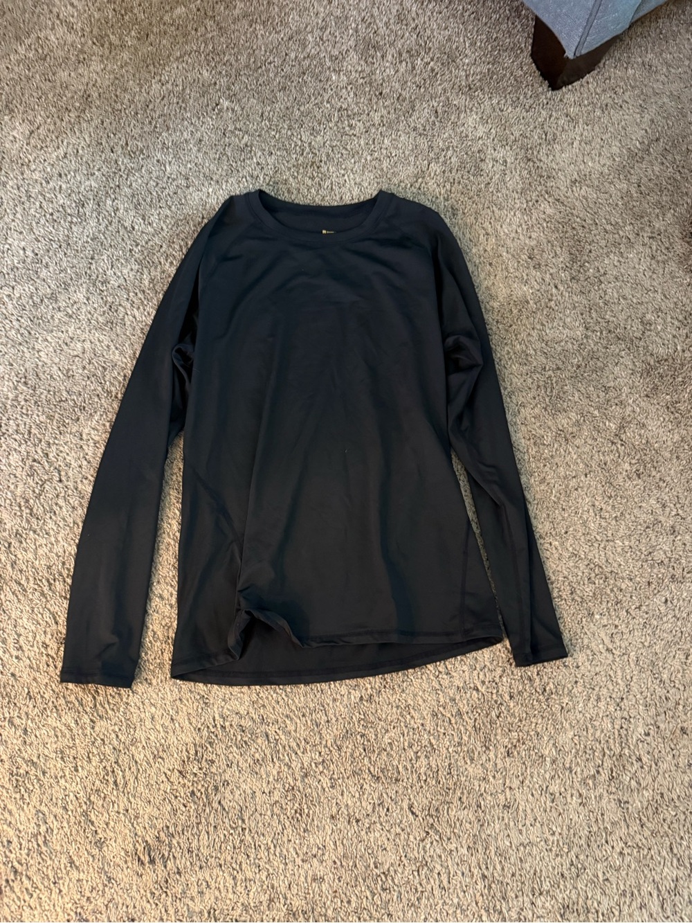 Women's Long-Sleeve Crew Neck Shirt - Black